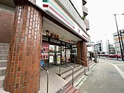 セブンイレブン豊島要町駅前店まで99ｍ。