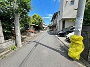北側前面道路です。