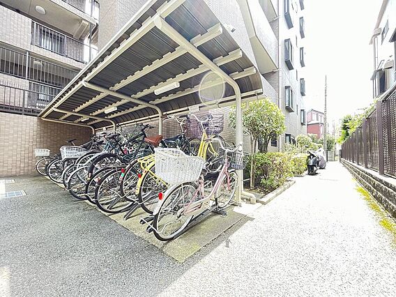 駐輪場