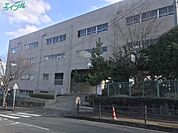 名張市立名張小学校 700m