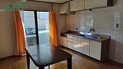 すずらん台西店舗付住宅 1階3LDKのリビング/ダイニング