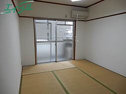 グレイスハイツ 305 3階1DKのリビング/ダイニング