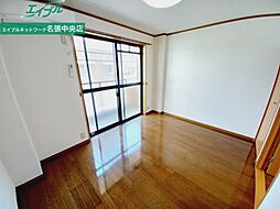 山崎マンション 1階1Kのリビング/ダイニング