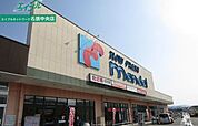 万代名張店 1979m