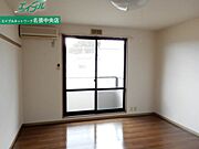 写真は同物件・別室の写真です。