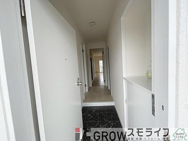 玄関を拡大表示