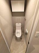 もちろん、トイレも新規交換済。ウォシュレットも完備しております。