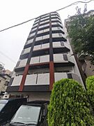 JR総武線快速、JR中央総武線、半蔵門線の利用可能な錦糸町駅が徒歩８分。京成線と半蔵門線の使える押上駅も徒歩圏内の好立地。