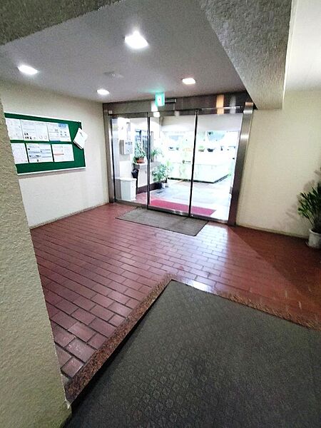 エントランス