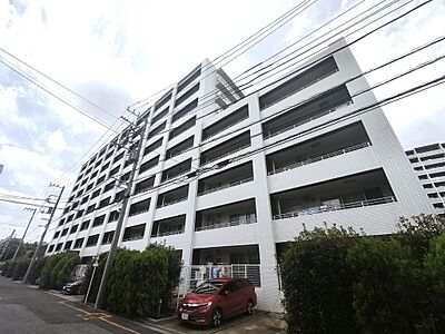 外観：[資料請求・内見予約]はお気軽に。お電話は[通話料無料]です。メールの場合は[資料請求]ボタンをクリックしていただきお問い合わせください。皆様からのお問い合わせをお待ち致しております