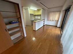 澤田ビル 2階1LDKのリビング/ダイニング