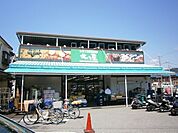 北乃屋 箕面店 440m