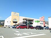ガーデンモール彩都 915m