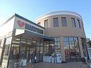 スーパーマルヤス箕面店 447m