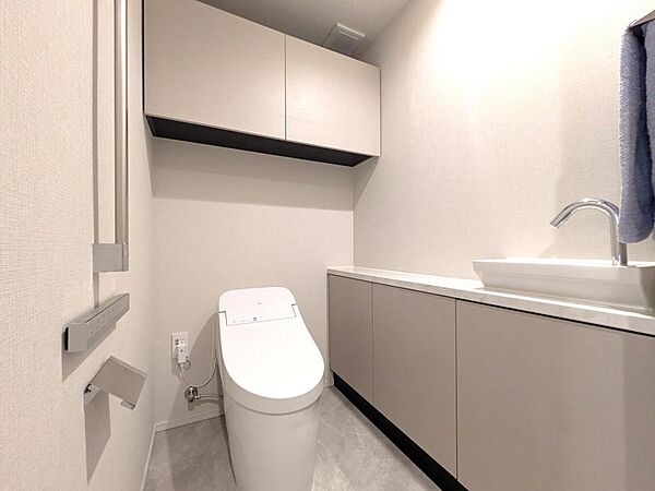 トイレを拡大表示