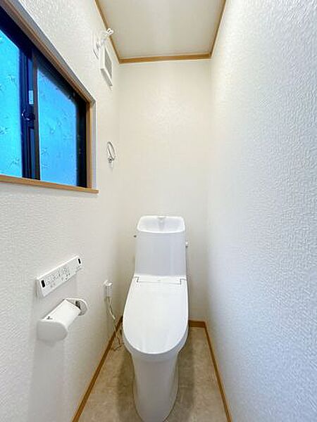 トイレを拡大表示
