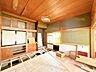 室内：【リフォーム中】一階南側和室です。新品の畳に交換、壁天井のクロスの張替えを行います。