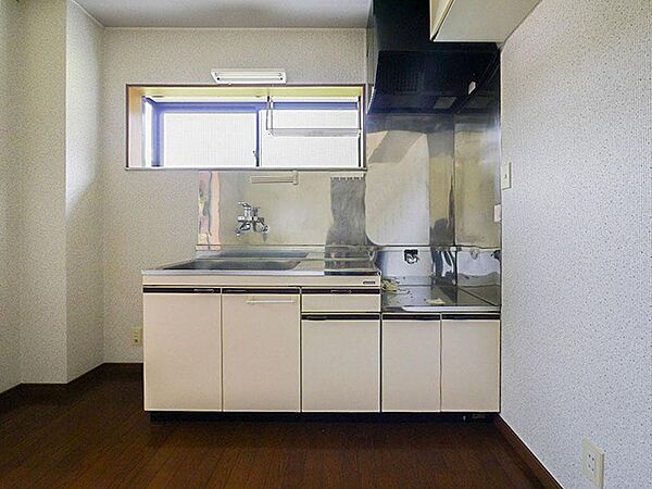 画像5:調理スペースが広く、食事の支度もはかどります！