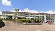 嬉野中学校(1、760m)