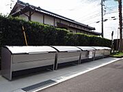 敷地内ゴミ捨て場有り