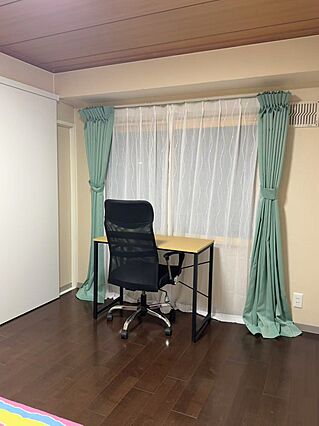 リビング/ダイ...