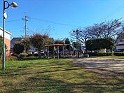 余野5号公園 180m