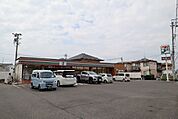 セブンイレブン 一宮黒田店 120m