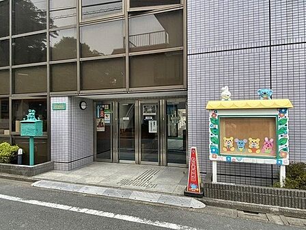 練馬幼稚園 670m