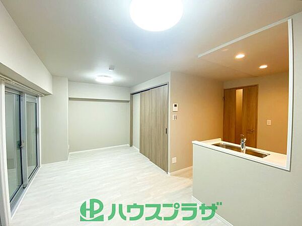 リビング/ダイニングを拡大表示