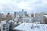 その他：目の前に市街地が広がる、開放感のある眺望です。天候の良い日には東京タワーが望めます。夜は市街地夜景が望め、一日の疲れを癒やせそうです。