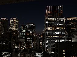 夜には都心の夜景が楽しめ、リラックスしたひと時をお楽しみになれます。