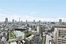 その他：地下2階付き32階建てマンションの21階部分に位置しています。家事や仕事の合間に景色を眺めてリラックスできそうです。