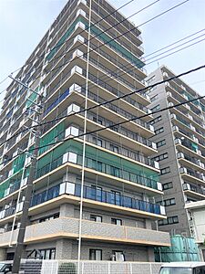 外観:総戸数178戸の大規模マンションです。 外観:総戸数178戸の大規模マンションです。