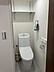 トイレ：【トイレ】快適にご使用いただける、温水洗浄便座付きのトイレです。手洗い器一体型なので、使用後すぐに手を洗うことができ衛生的です。