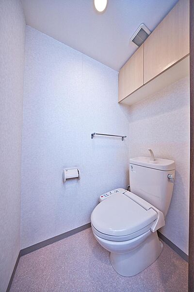 トイレを拡大表示