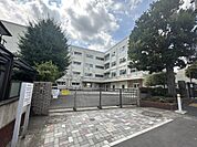 横浜市立奈良小学校まで徒歩6分（約440m）