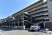 【駐車場】防犯性の高い機械式駐車場が敷地内に設置されています。最新の空き状況など、詳細はお気軽にお問い合わせください。