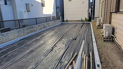 外観：【幸区古市場2丁目土地】JR南武線「鹿島田」駅まで徒歩13分の立地。「古市場交番前」バス停まで徒歩2分と、バスを使っての移動も可能です。複数沿線利用可能で便利な環境です。