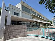 上野小学校[公立]の外観