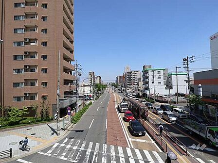 敷地南側前面道路