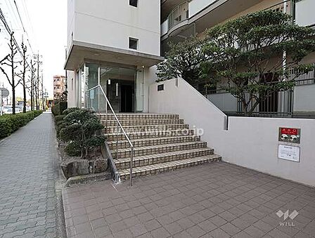 エントランスアプローチ