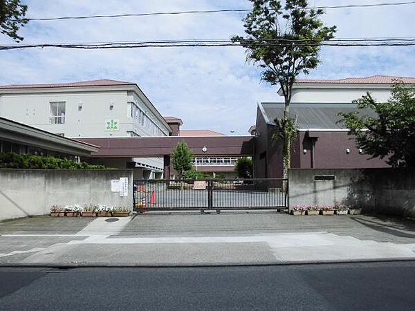 画像3:足利市立けやき小学校(794m)