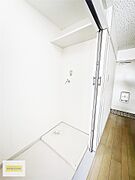 洗濯機置き場は室内！