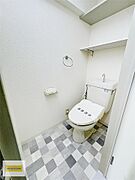 ウォシュレット付きのトイレ★