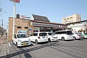 セブンイレブン足利東武駅前店(337m)