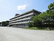 足利市立北中学校(1、460m)