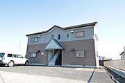 全室角部屋で日当たり・風通し良好です♪