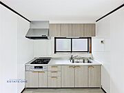 三口コンロのシステムキッチン★