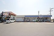 ローソン足利50号バイパス店(583m)