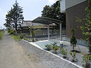 屋根付きの駐輪場あり◎